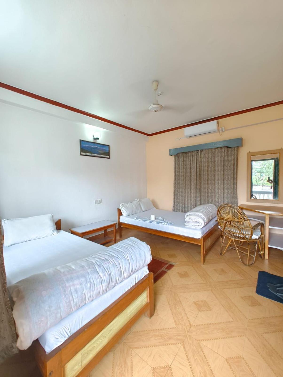 Hotel Mountain View - Lakeside Pokhara Eksteriør bilde